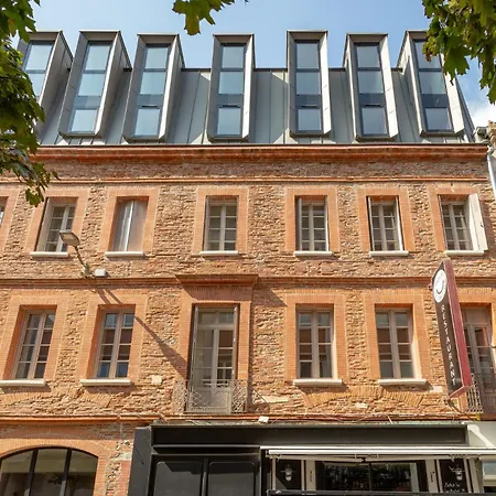 Sky View Apartment *