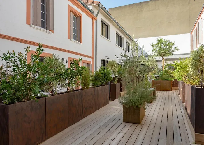 Sky View * تولوز